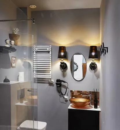 Art Apartment